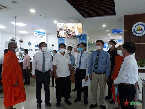 Đoàn đại biểu Bộ Du lịch Vương quốc Campuchia làm việc với Bệnh viện Đa khoa Hòa Hảo - Medic Cần Thơ